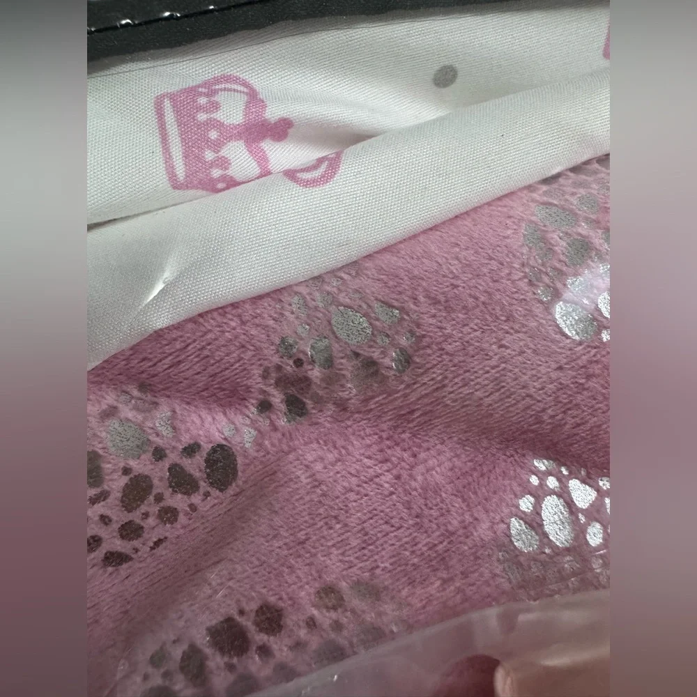 Juicy Couture Pink Queen Comforter Set with Leopard Print 8 pieces NWT girly 💕 - Picture 7 of 8